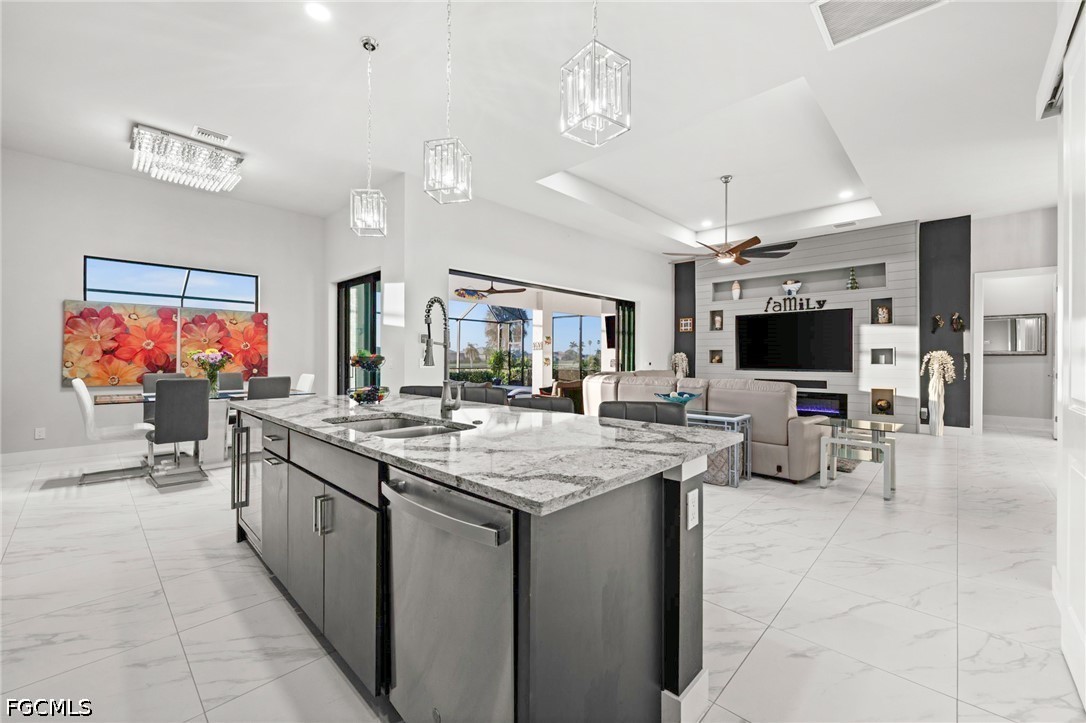 3 Bed Pool Home for Sale in Cape Royal, photo 9