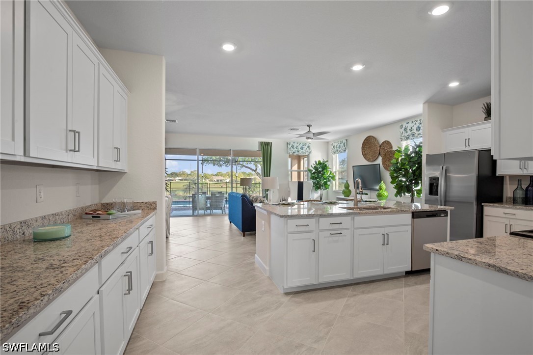 3 Bed Pool Home for Sale in Country Club, photo 9