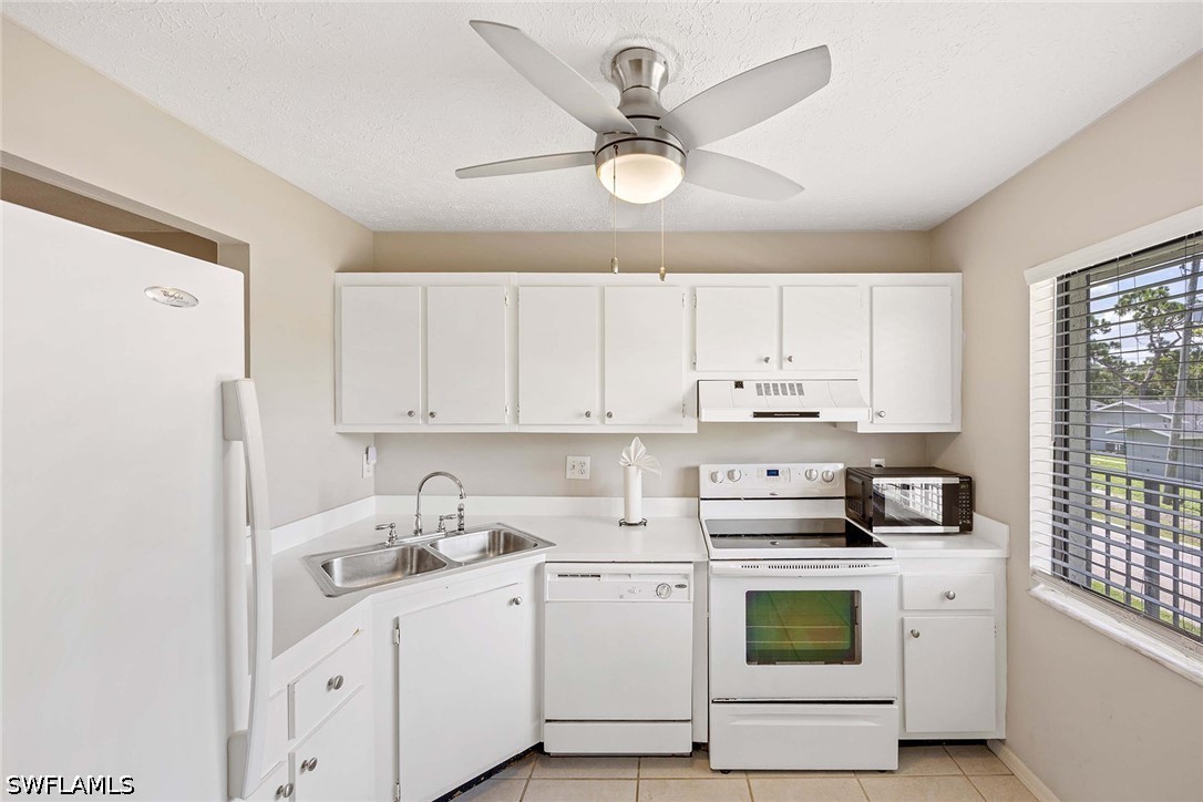 2 Bed Condominium for Sale in Naples, photo 9