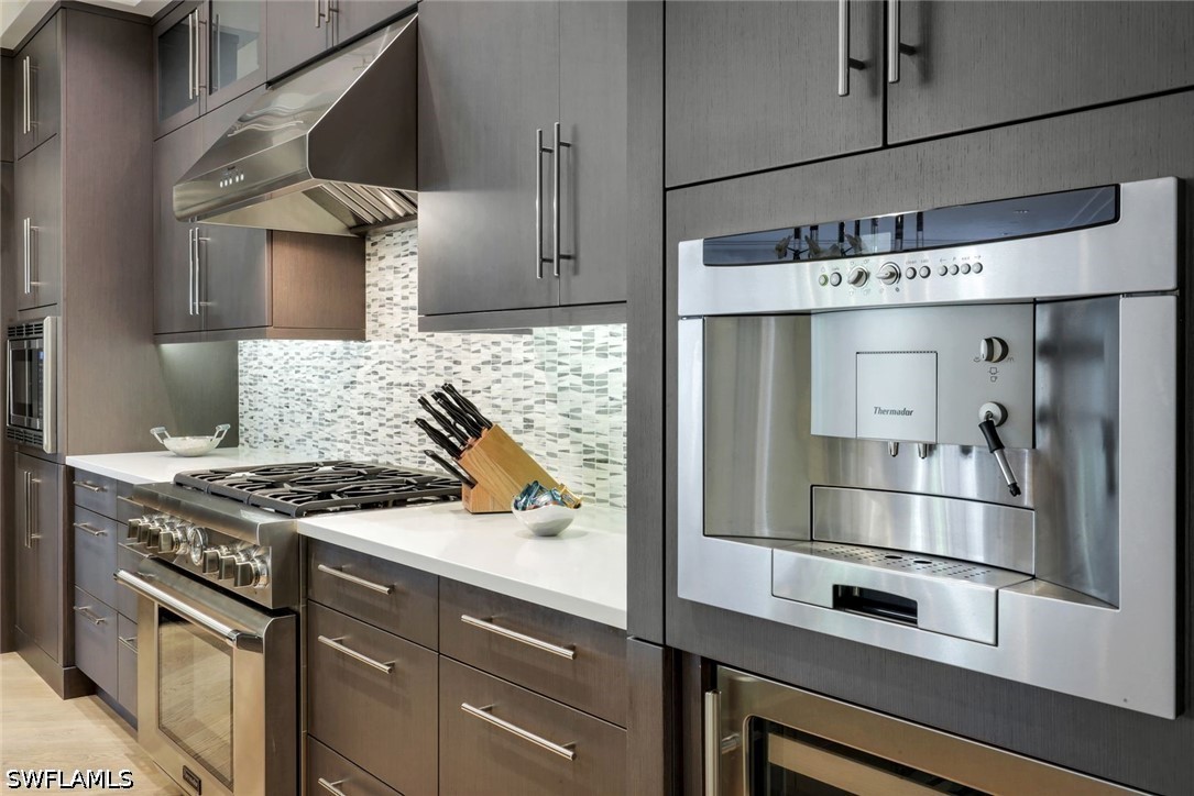 3 Bed Condominium for Sale in 382 Building, photo 9
