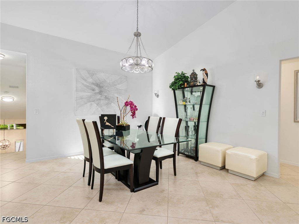 2 Bed Waterfront Home for Sale in Naples, photo 9