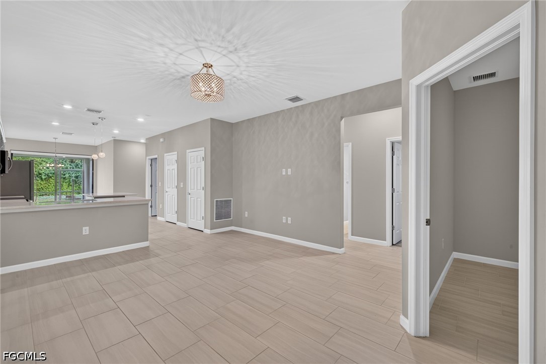 3 Bed SingleFamilyResidence for Sale in Eagle Reserve, photo 9