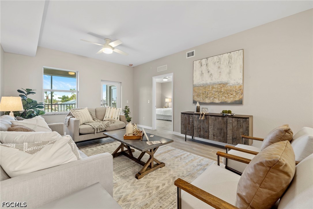 Waterfront Home for Sale in Cape Coral, photo 9