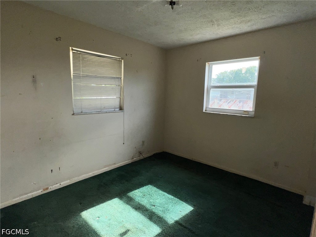 3 Bed SingleFamilyResidence for Sale in Not Applicable, photo 9