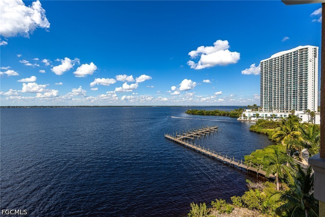 3 Bed Waterfront Home for Sale in Alta Mar, photo 9