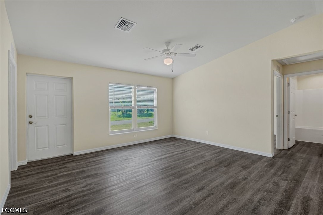 3 Bed SingleFamilyResidence for Sale in Port Labelle, photo 9