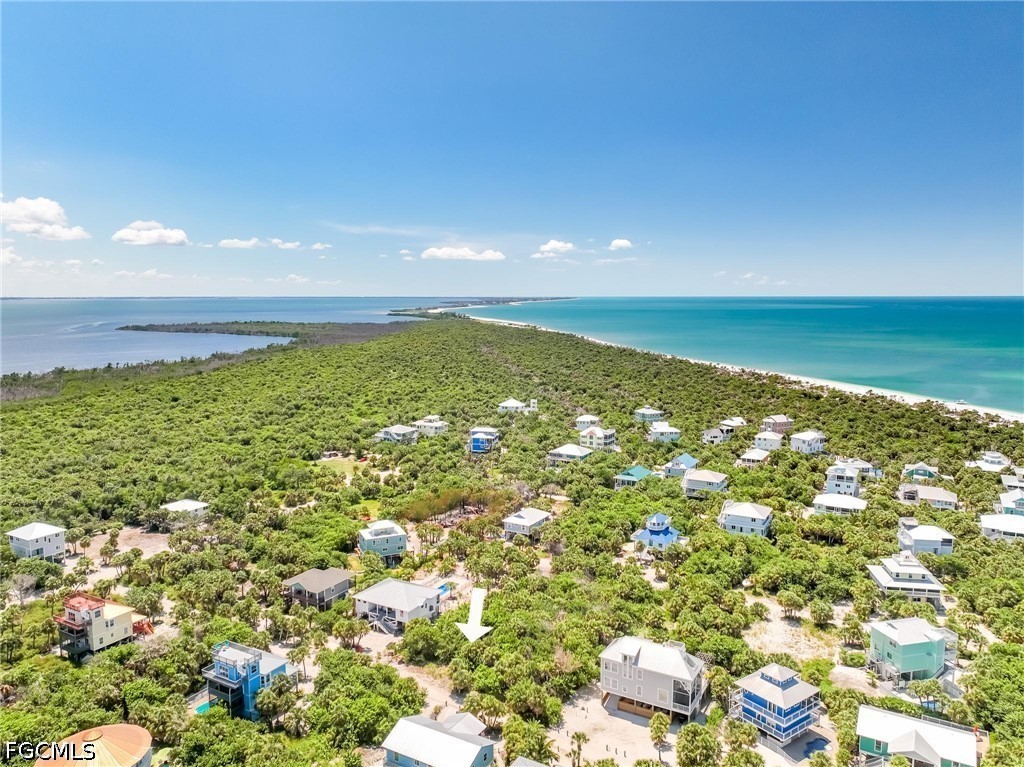 Residential for Sale in Upper Captiva, photo 9