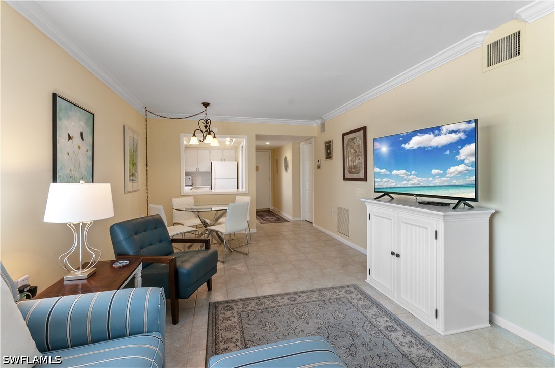2 Bed Condominium for Sale in Naples, photo 9