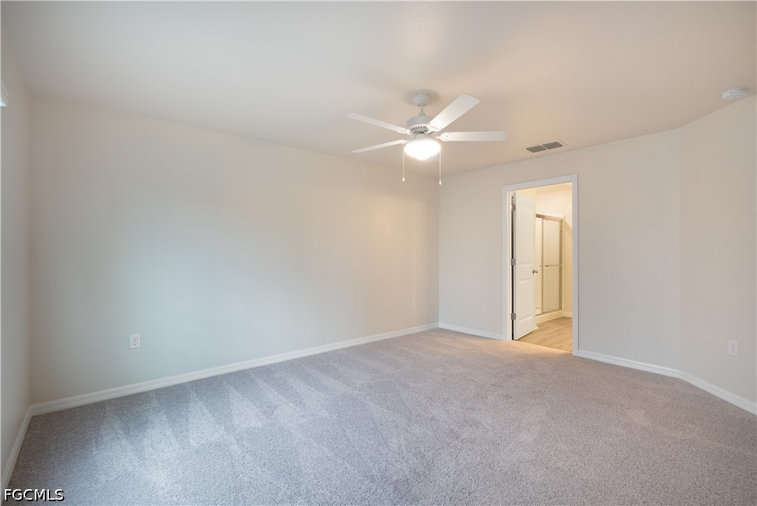 3 Bed SingleFamilyResidence for Sale in Cape Coral, photo 9