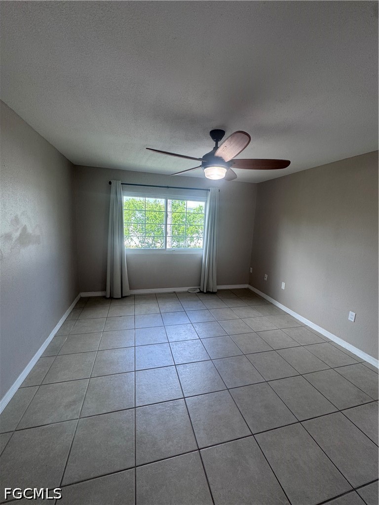 3 Bed Condominium for Sale in Fort Myers, photo 9