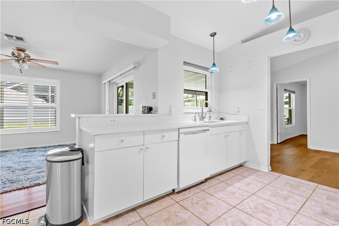 3 Bed Pool Home for Sale in Fort Myers, photo 9