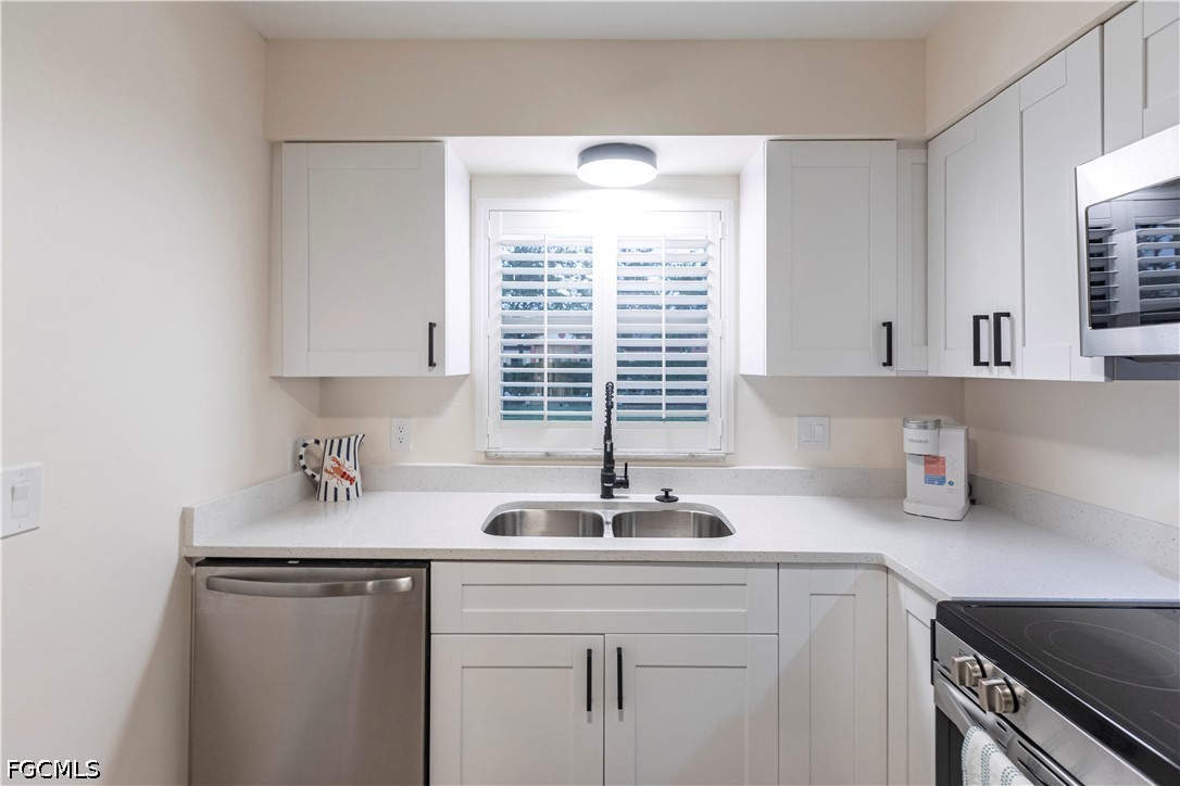 2 Bed Condominium for Sale in Hawaiian So, photo 9