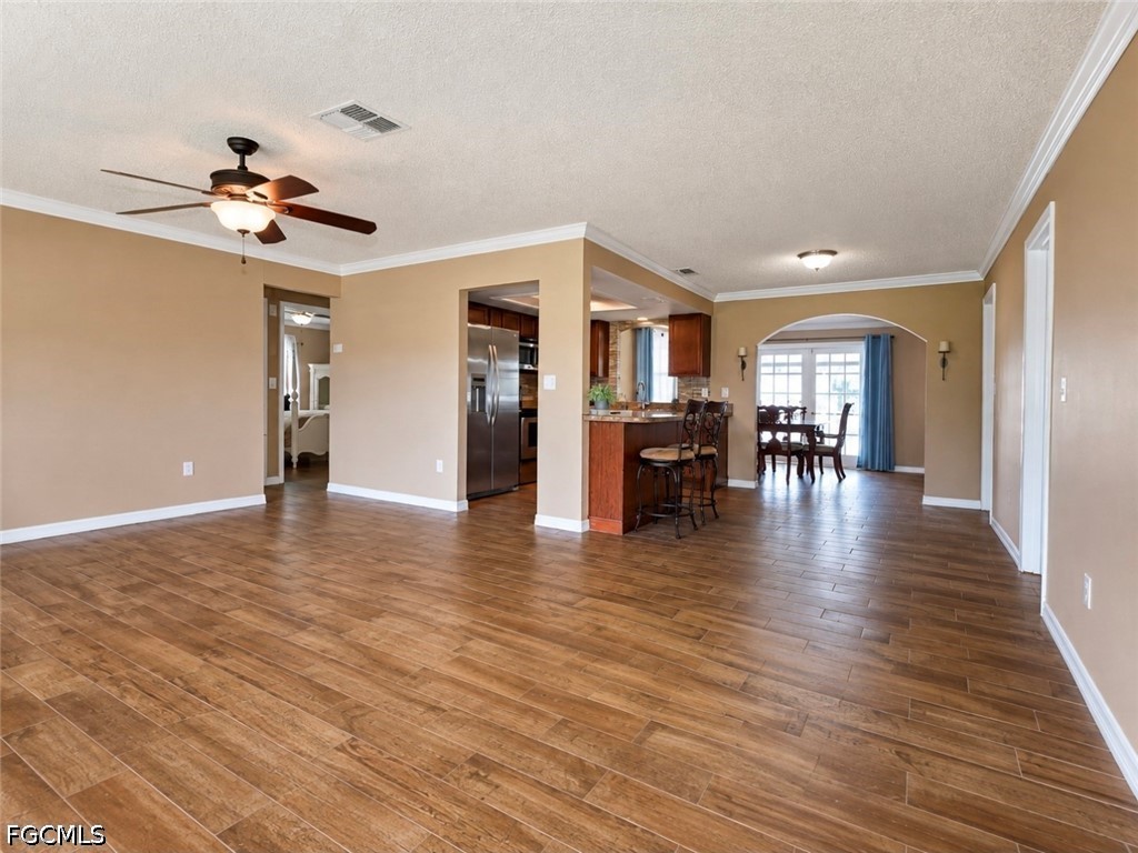 3 Bed SingleFamilyResidence for Sale in North Fort Myers, photo 9