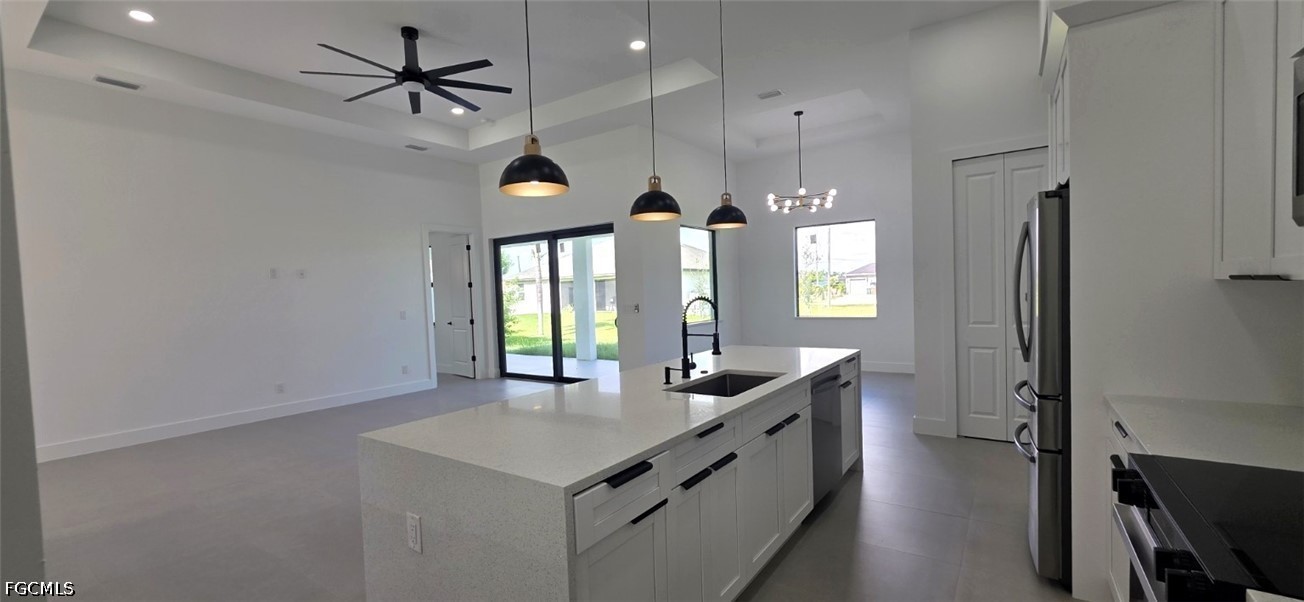 4 Bed SingleFamilyResidence for Sale in Cape Coral, photo 9