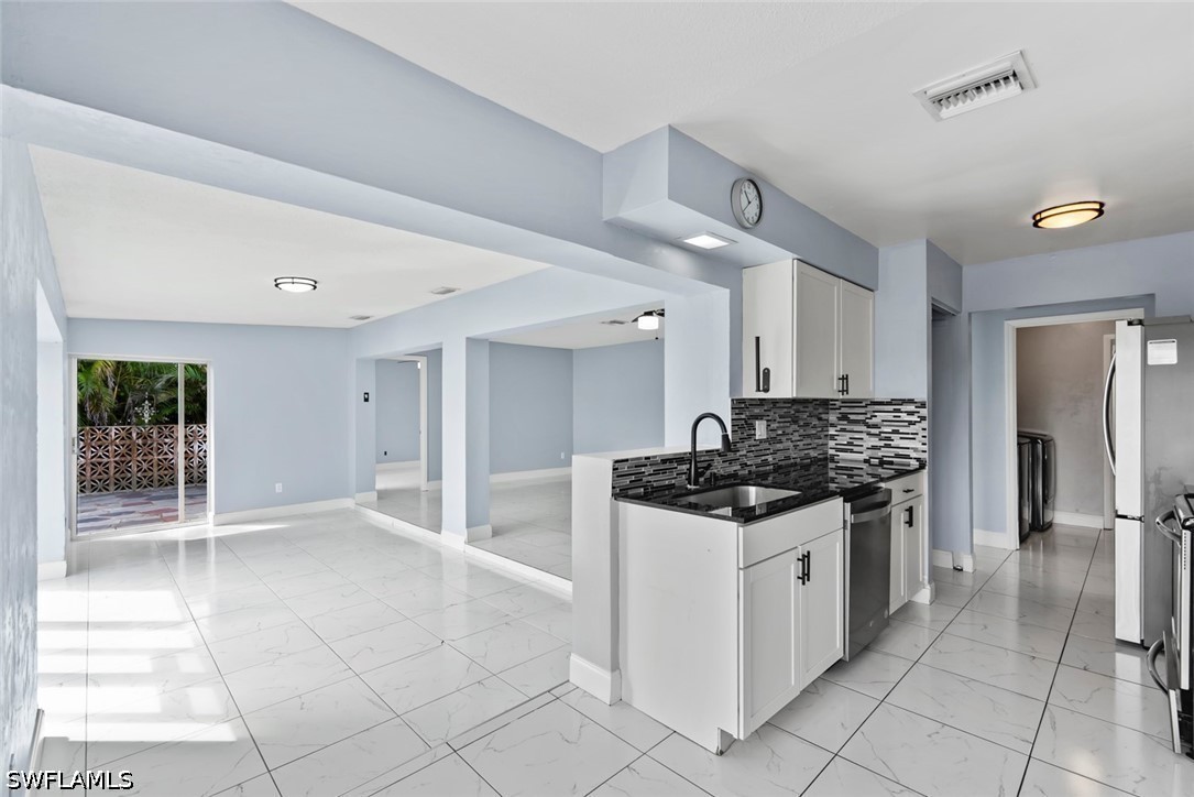 3 Bed Pool Home for Sale in Lehigh Acres, photo 9