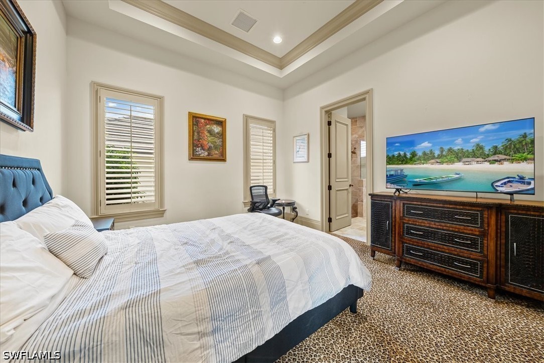 5 Bed Pool Home for Sale in Moorings, photo 9