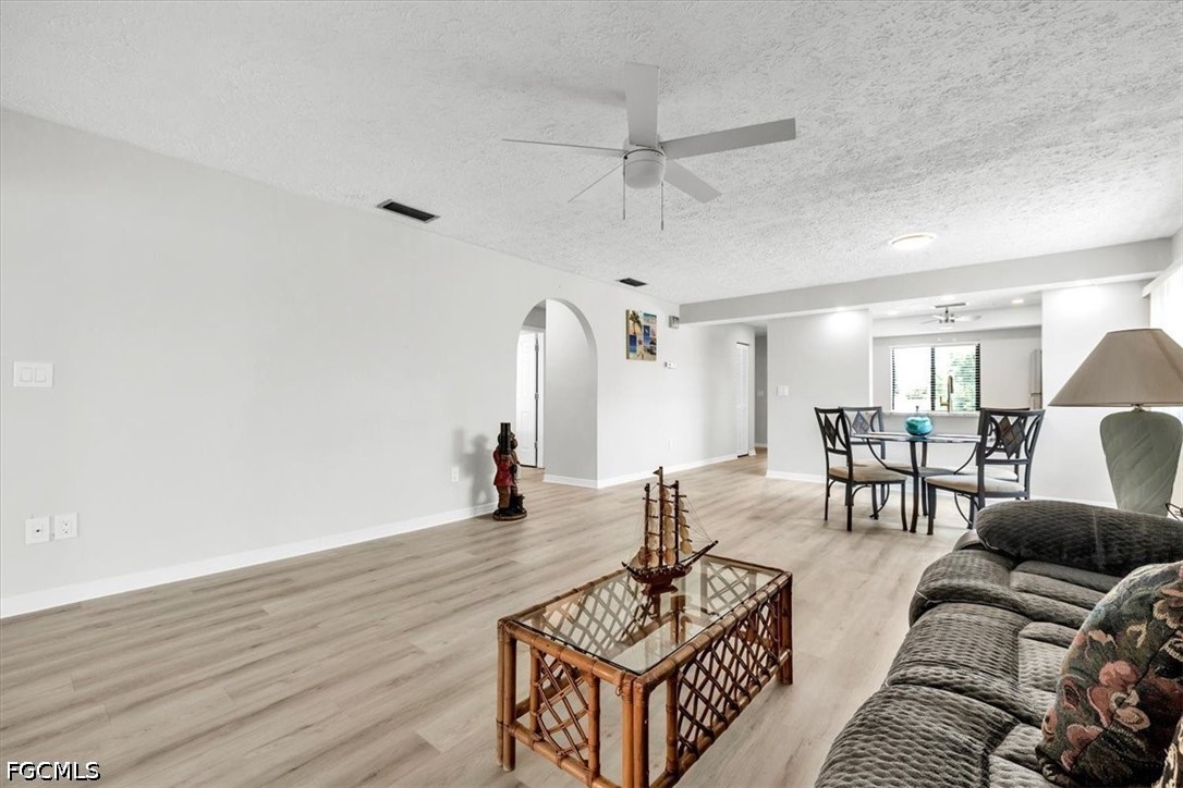 2 Bed Waterfront Home for Sale in Cape Coral, photo 9