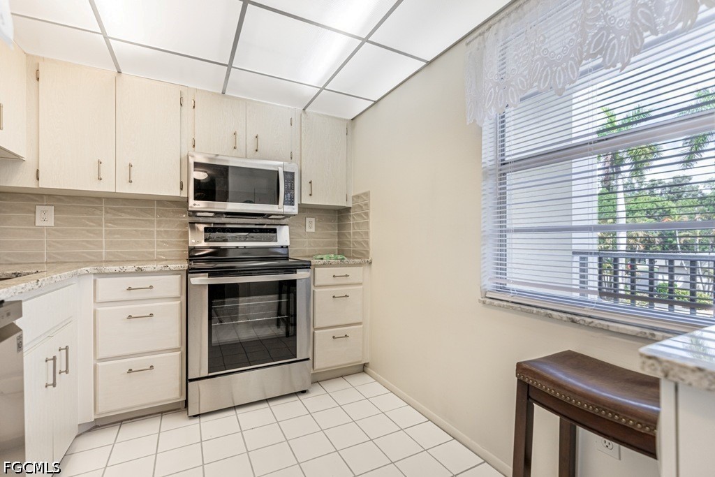 1 Bed Condominium for Sale in Seven Lakes, photo 9