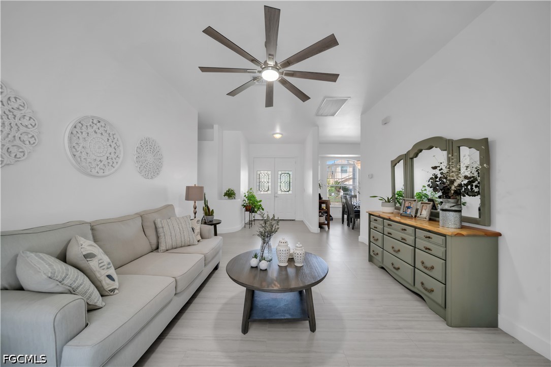 4 Bed SingleFamilyResidence for Sale in Gateway, photo 9