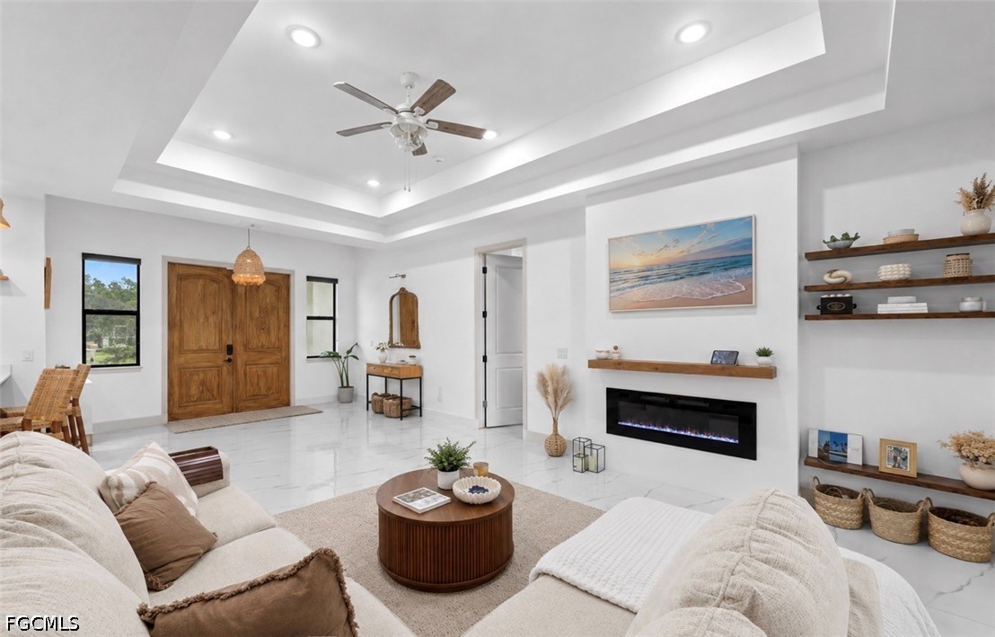 4 Bed SingleFamilyResidence for Sale in Lehigh Acres, photo 9