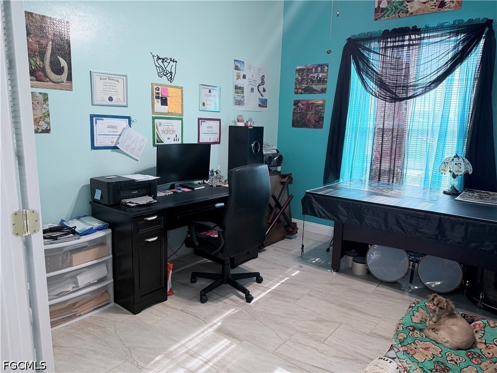 3 Bed Pool Home for Sale in Lehigh Acres, photo 9