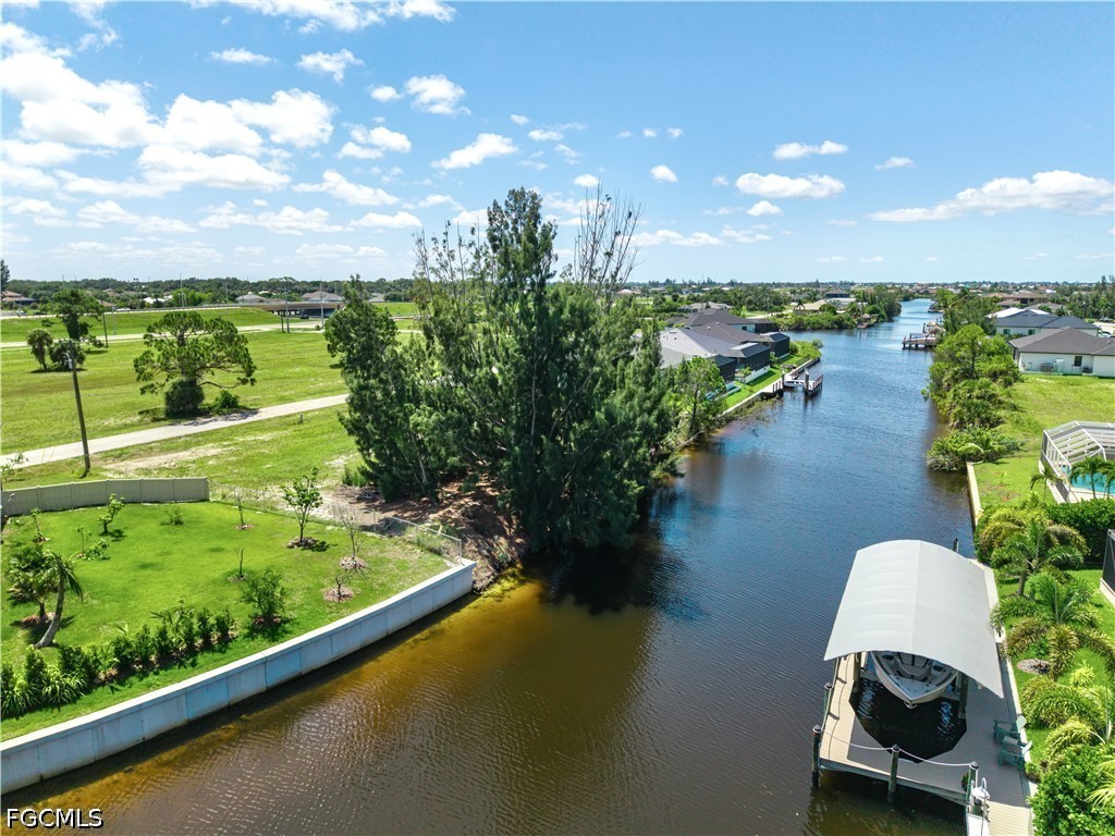 Waterfront Home for Sale in Cape Coral, photo 9