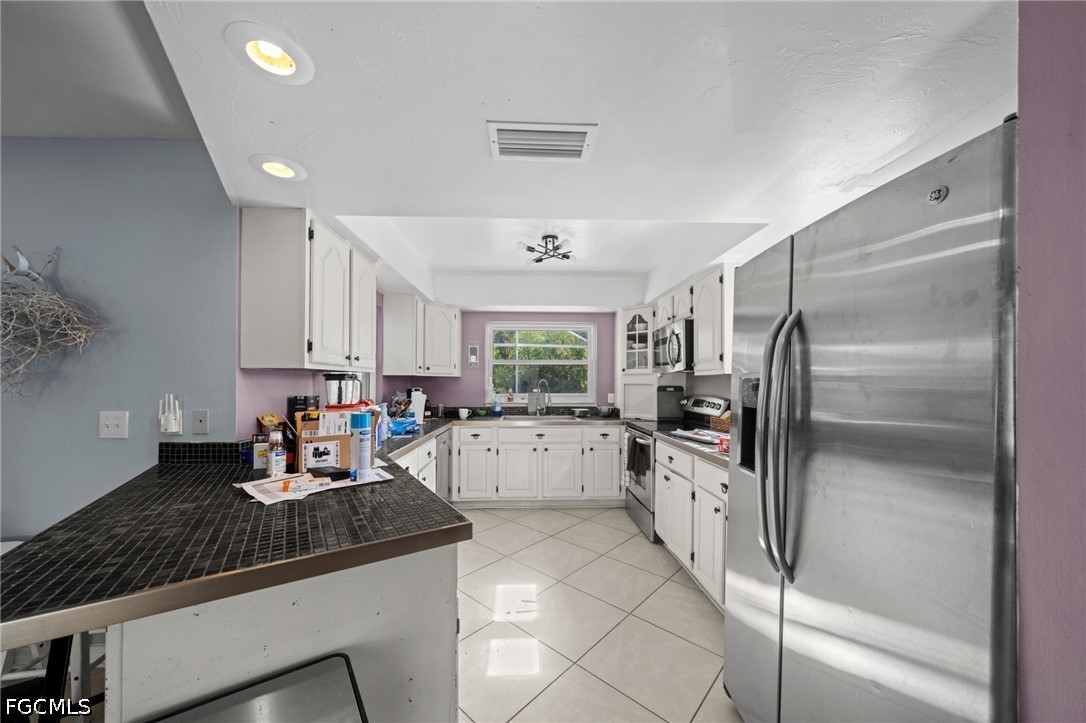 3 Bed Pool Home for Sale in Bokeelia, photo 9