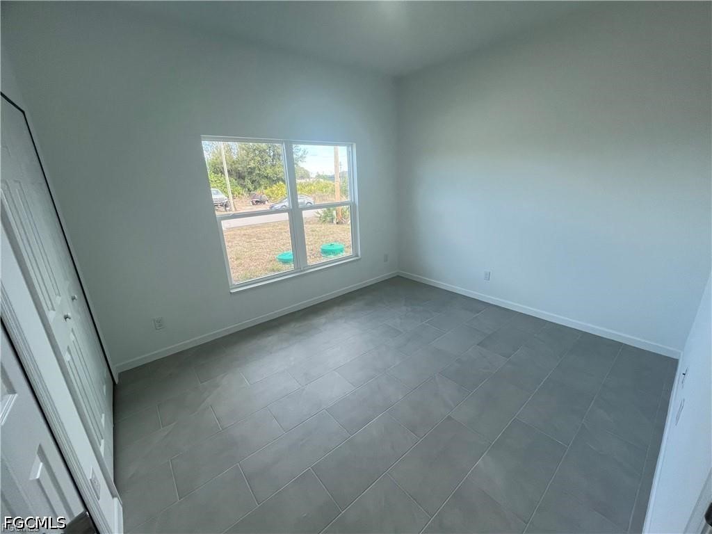 2 Bed SingleFamilyResidence for Sale in Alva, photo 9