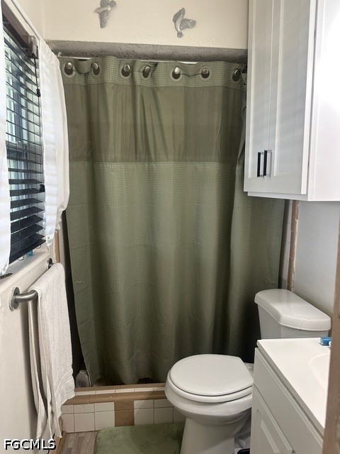 4 Bed SingleFamilyResidence for Sale in Fort Myers, photo 9