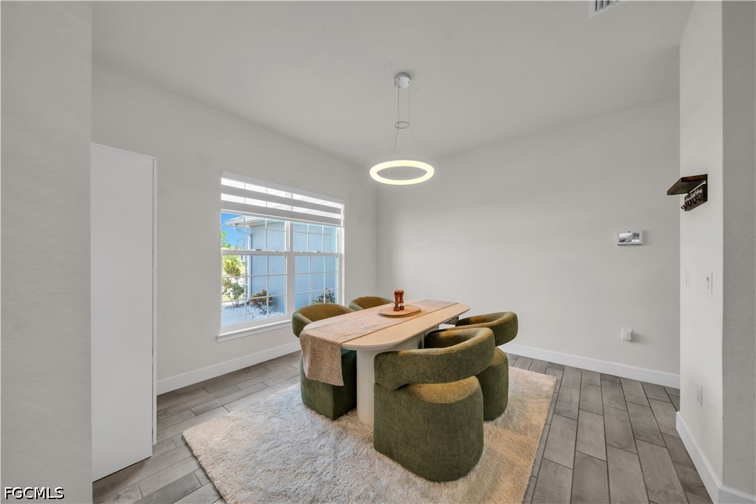 4 Bed SingleFamilyResidence for Sale in Cape Coral, photo 9