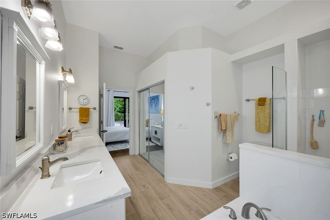 4 Bed Pool Home for Sale in Berkshire Lakes, photo 9