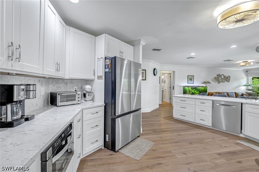 3 Bed Waterfront Home for Sale in Naples, photo 9