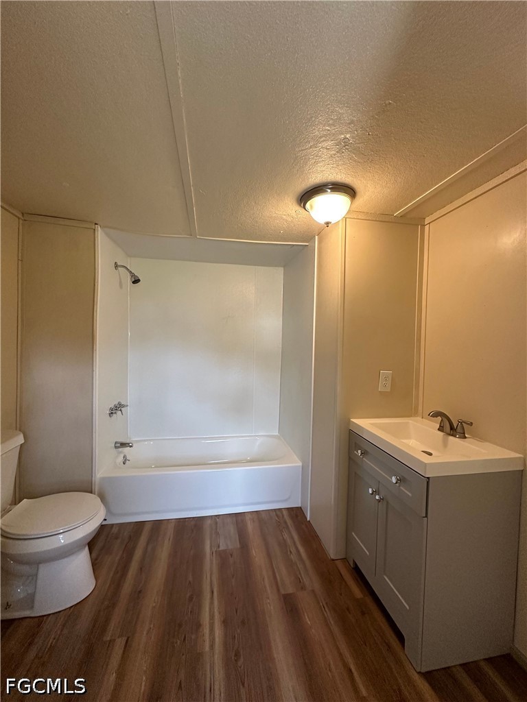 1 Bed Condominium for Sale in North Fort Myers, photo 9