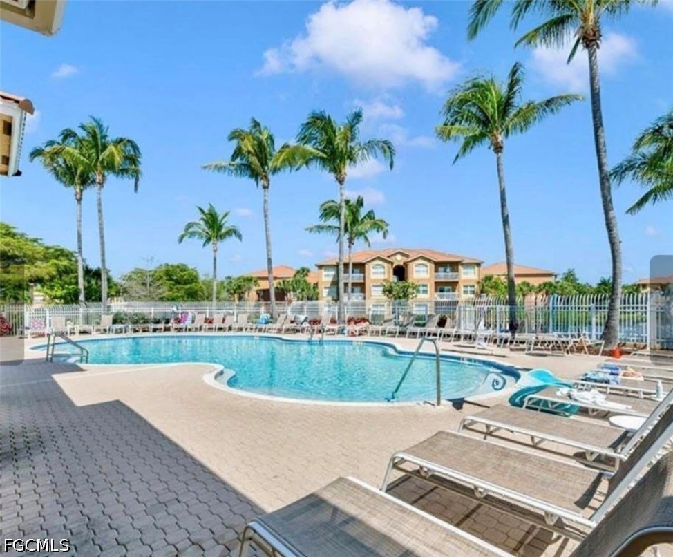 1 Bed Pool Home for Sale in Gardens At Beachwalk, photo 9