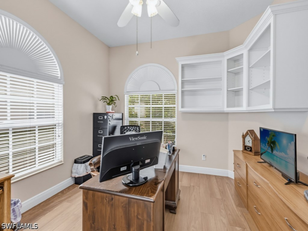 3 Bed Pool Home for Sale in Island Walk, photo 9