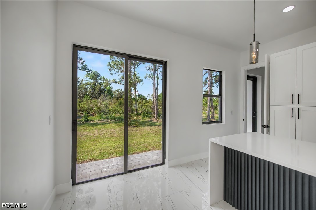 3 Bed SingleFamilyResidence for Sale in Lehigh Acres, photo 9