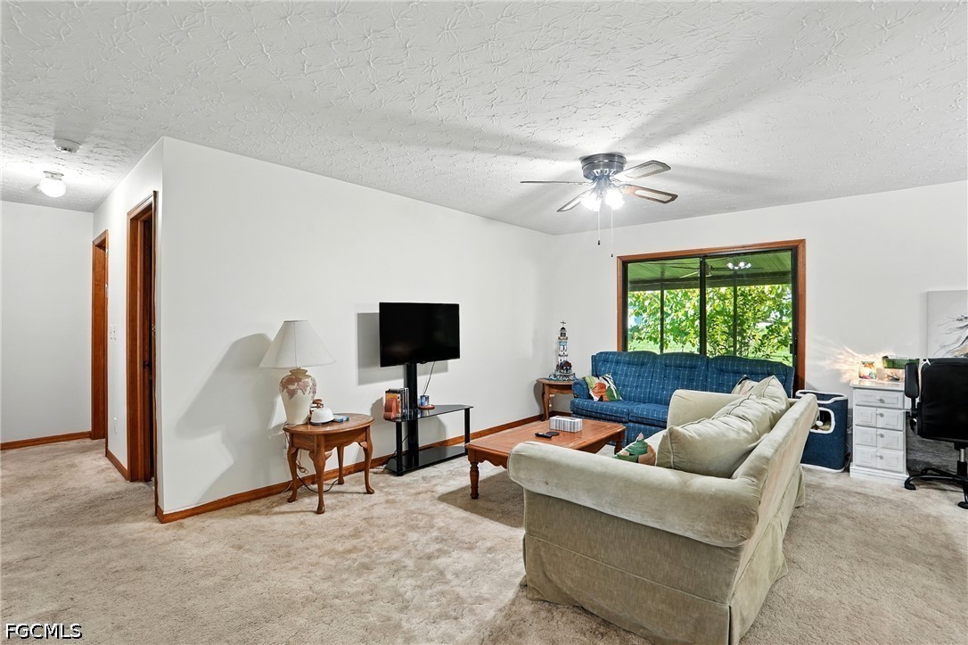 3 Bed SingleFamilyResidence for Sale in Port Labelle, photo 9