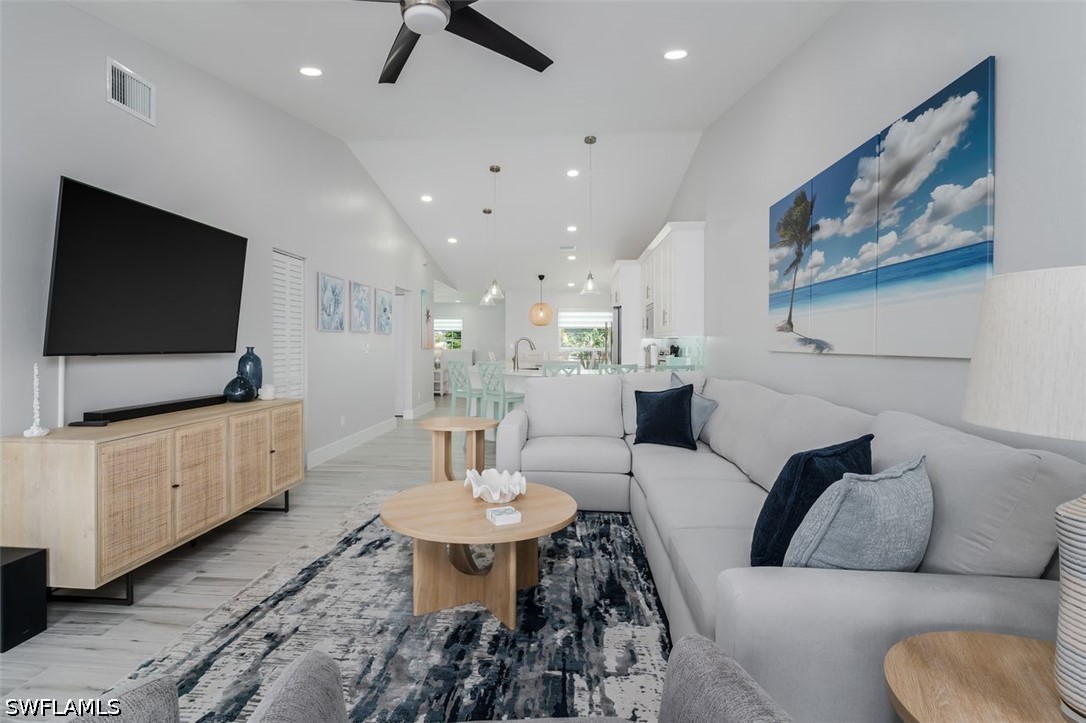 2 Bed Waterfront Home for Sale in Pavilion Club, photo 9
