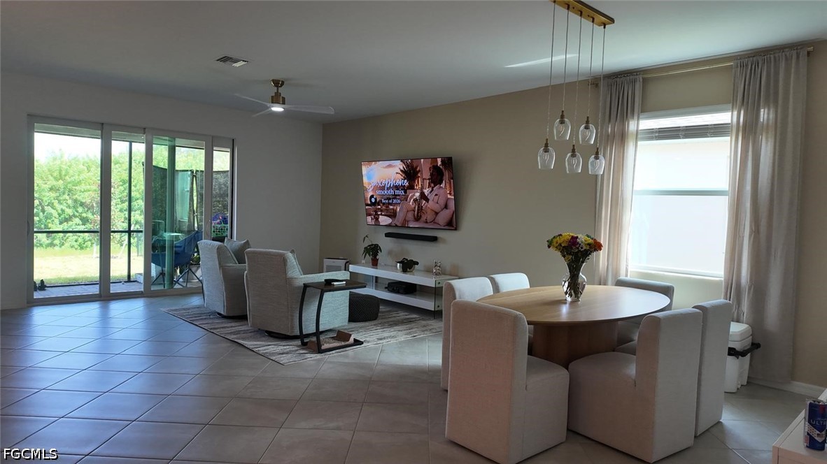 4 Bed SingleFamilyResidence for Sale in North Fort Myers, photo 9