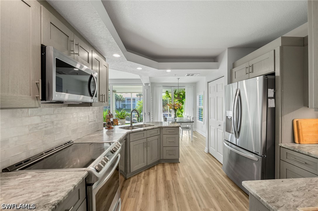 3 Bed Waterfront Home for Sale in Naples, photo 9