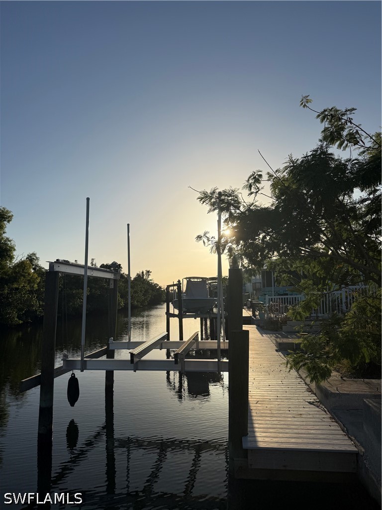Waterfront Home for Sale in Cherry Estates, photo 9