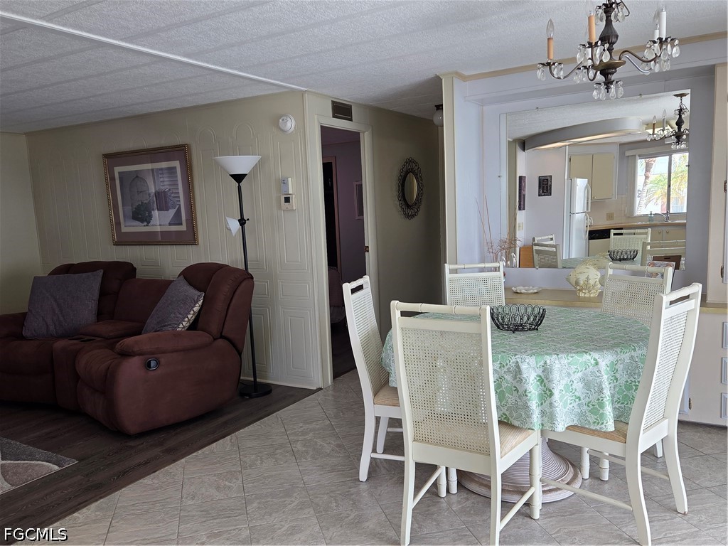 2 Bed ManufacturedHome for Sale in North Fort Myers, photo 9