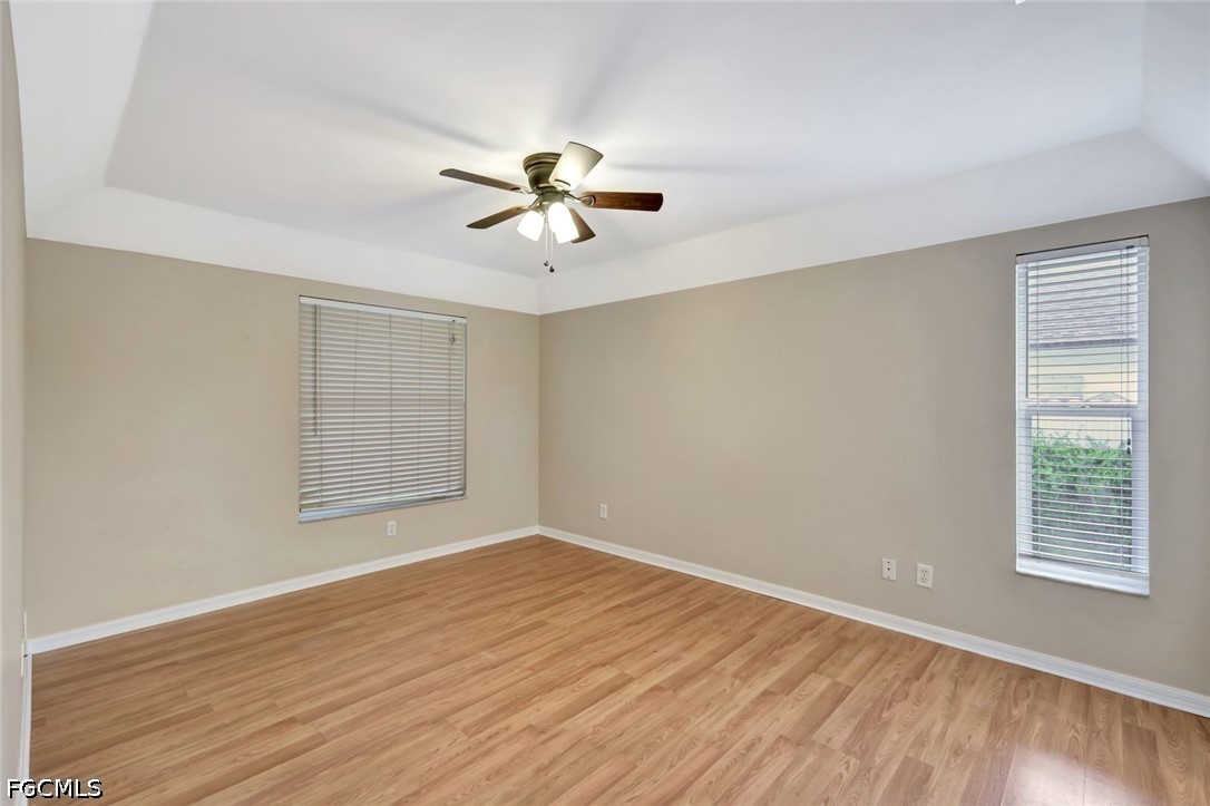 3 Bed SingleFamilyResidence for Sale in San Carlos Park, photo 9