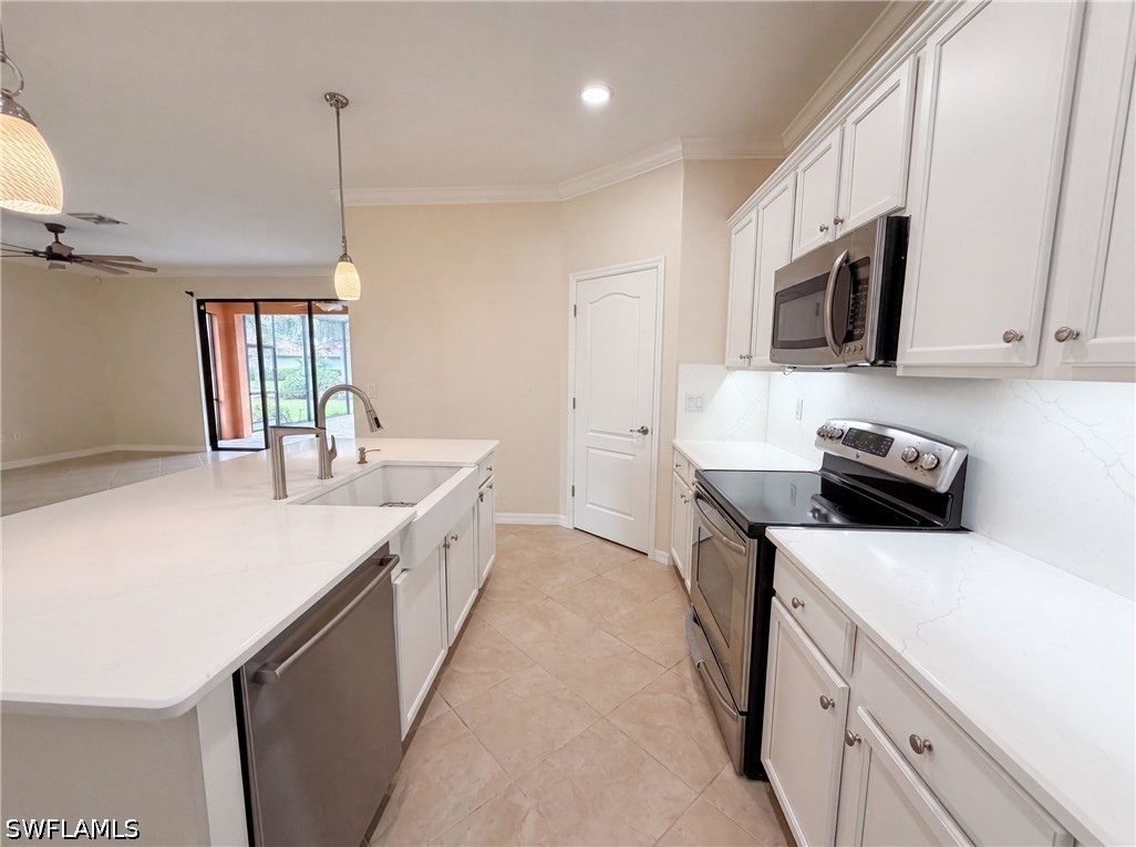4 Bed Pool Home for Sale in Reflection Isles, photo 9