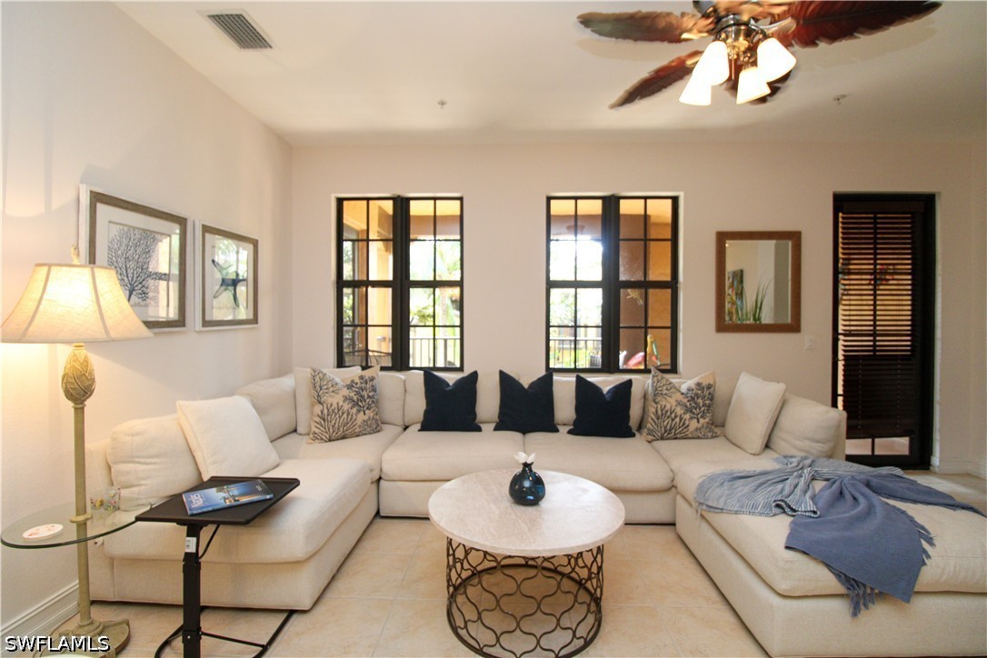 3 Bed Condominium for Sale in Ole, photo 9