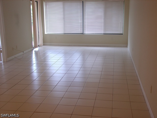 2 Bed Condominium for Sale in Sharondale, photo 9