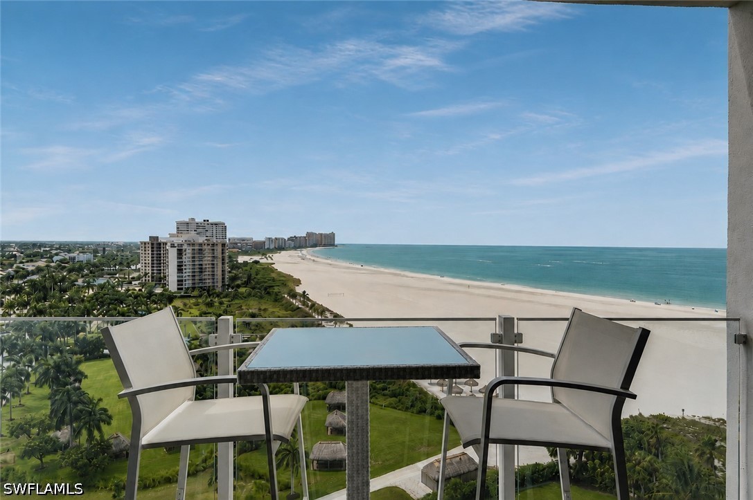 2 Bed Waterfront Home for Sale in Marco Island, photo 9
