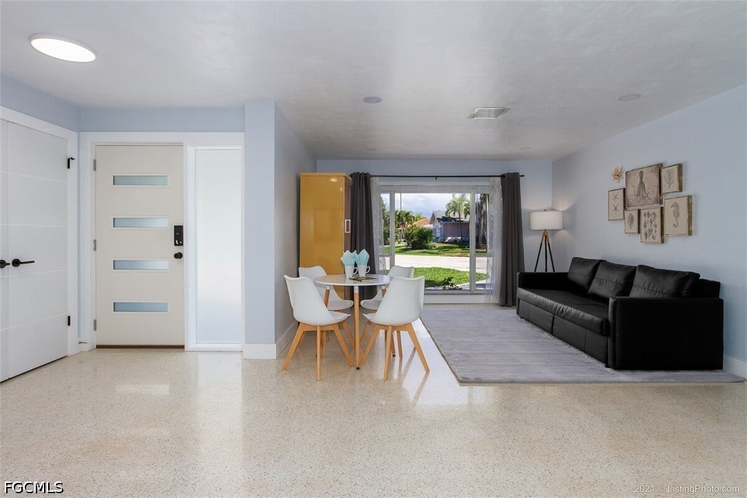 2 Bed Pool Home for Sale in Cape Coral, photo 9