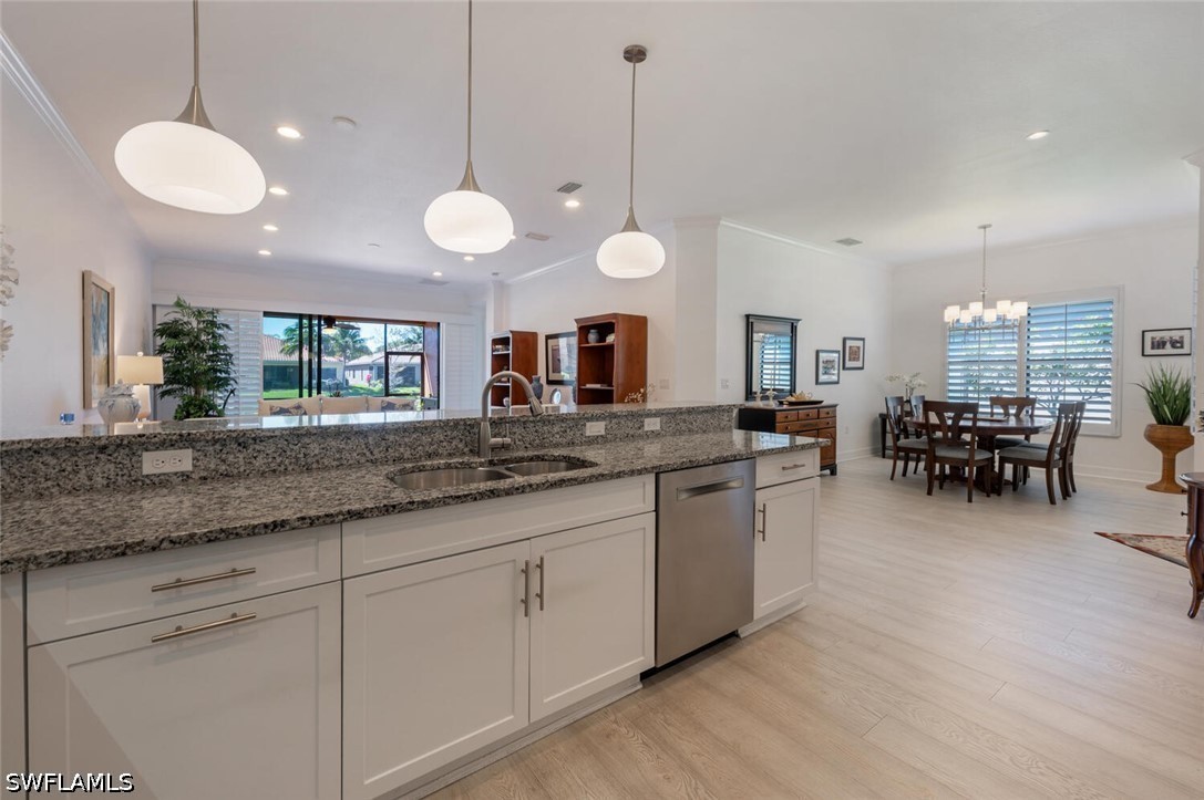 2 Bed Waterfront Home for Sale in Naples, photo 9