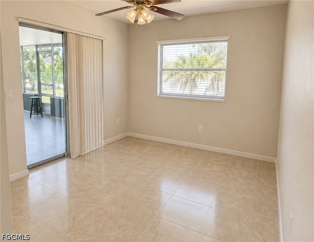 3 Bed SingleFamilyResidence for Sale in Port Charlotte, photo 9